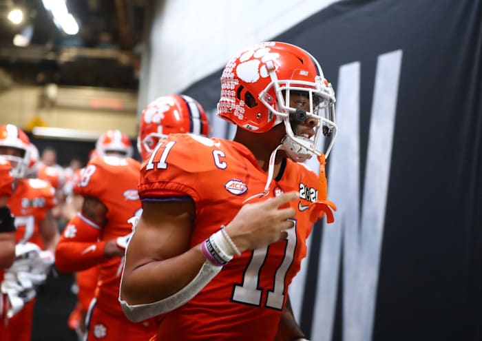 Jan 13, 2020; New Orleans, Louisiana, USA; Clemson Tigers linebacker Isaiah Simmons (11) in the College Football Playoff national championship game against the LSU Tigers at Mercedes-Benz Superdome.